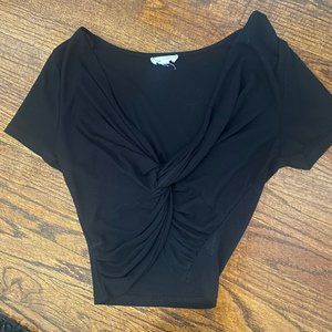 Black crop tshirt